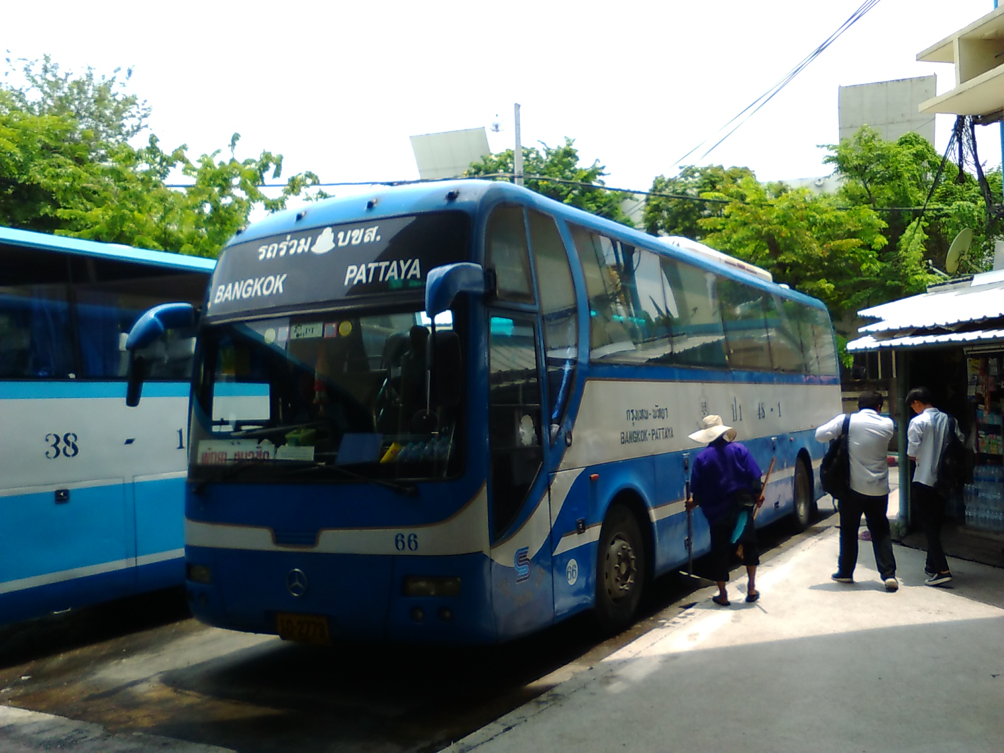パタヤへの移動は初心者でも簡単。快適で安いバス移動を体験してきました。